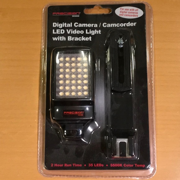 LED Video Light & Bracket - Picture 2 of 8